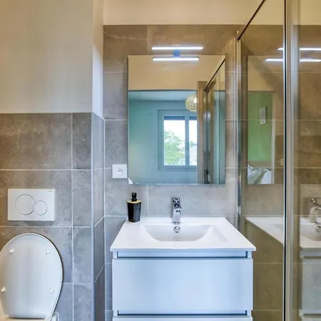 Holiday home 5 Bedroom In Albi