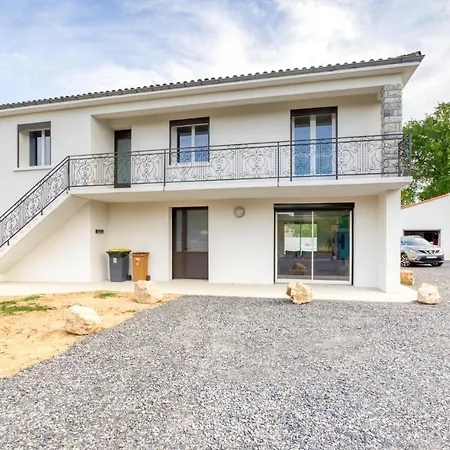 5 Bedroom In Holiday home