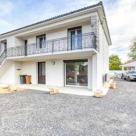 Holiday home 5 Bedroom In