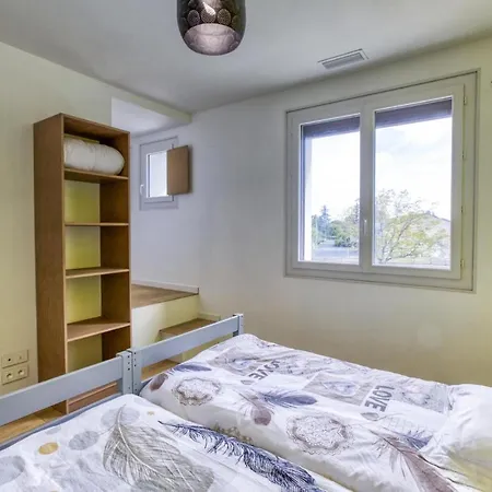 Holiday home 5 Bedroom In Albi