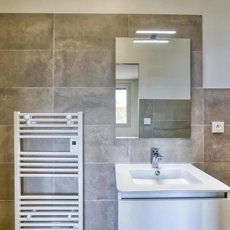 Stunning Home In Albi *